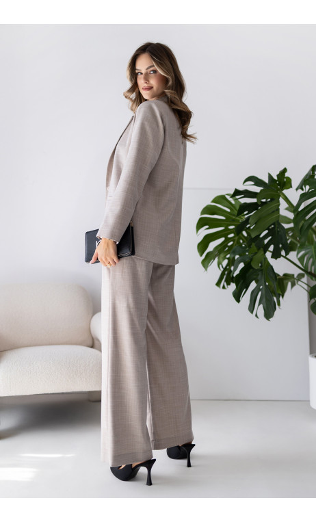 Beżowa, elegancka marynarka MALA Beżowa, elegancka marynarka MALA