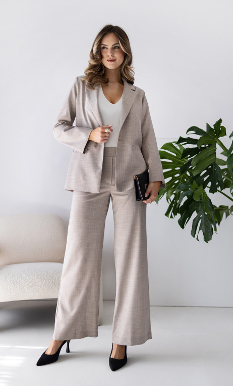 Beżowa, elegancka marynarka MALA Beżowa, elegancka marynarka MALA