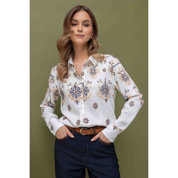 Kremowa, casualowa koszula z haftowanym wzorem