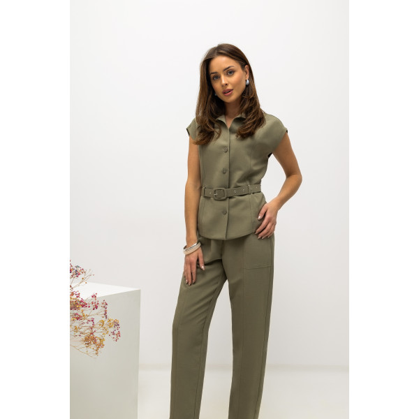 Letnie, proste spodnie w kolorze khaki KARIBU